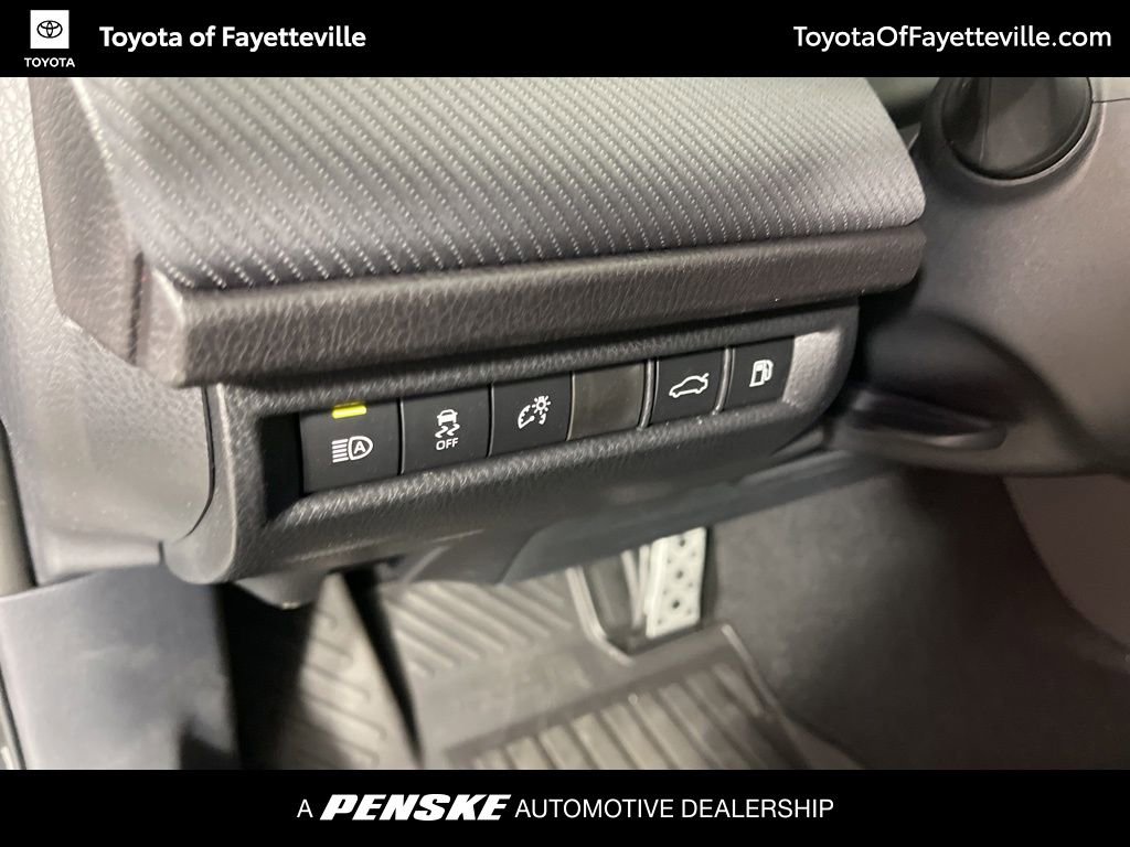 Used 2026 Toyota Camry SE w/ Convenience Package FWD image 25