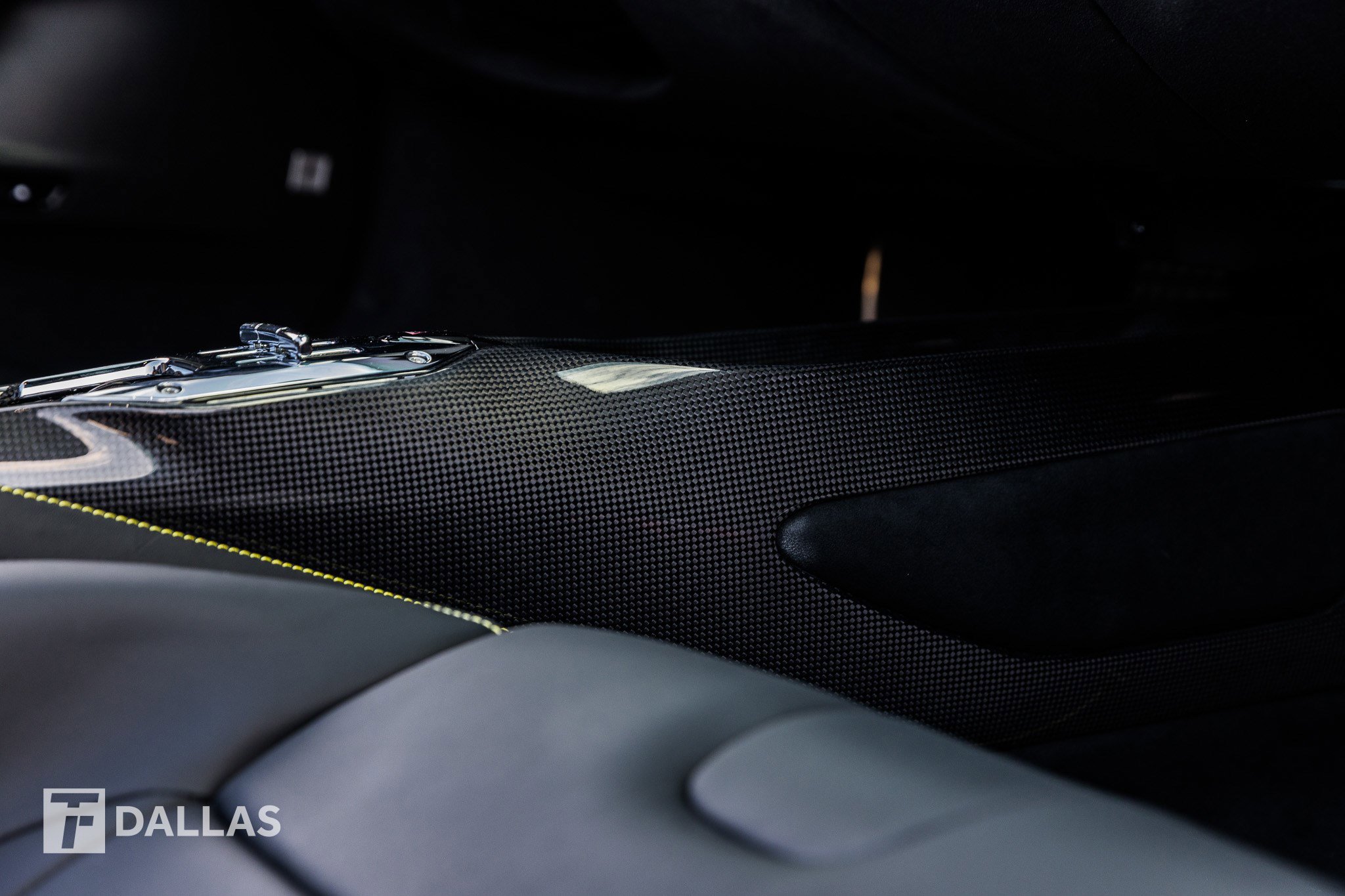 Used 2025 Ferrari SF90 Spider Spider image 39