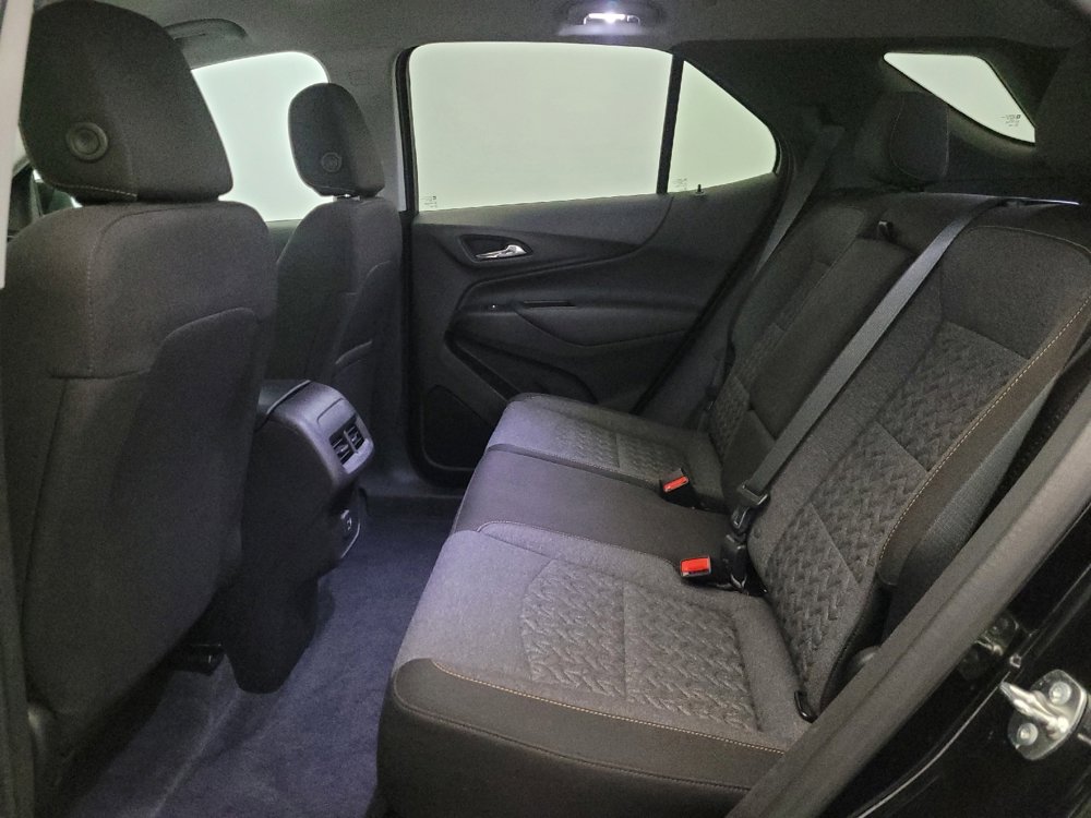 Used 2024 Chevrolet Equinox LT w/ Driver Convenience Package AWD/4WD image 18