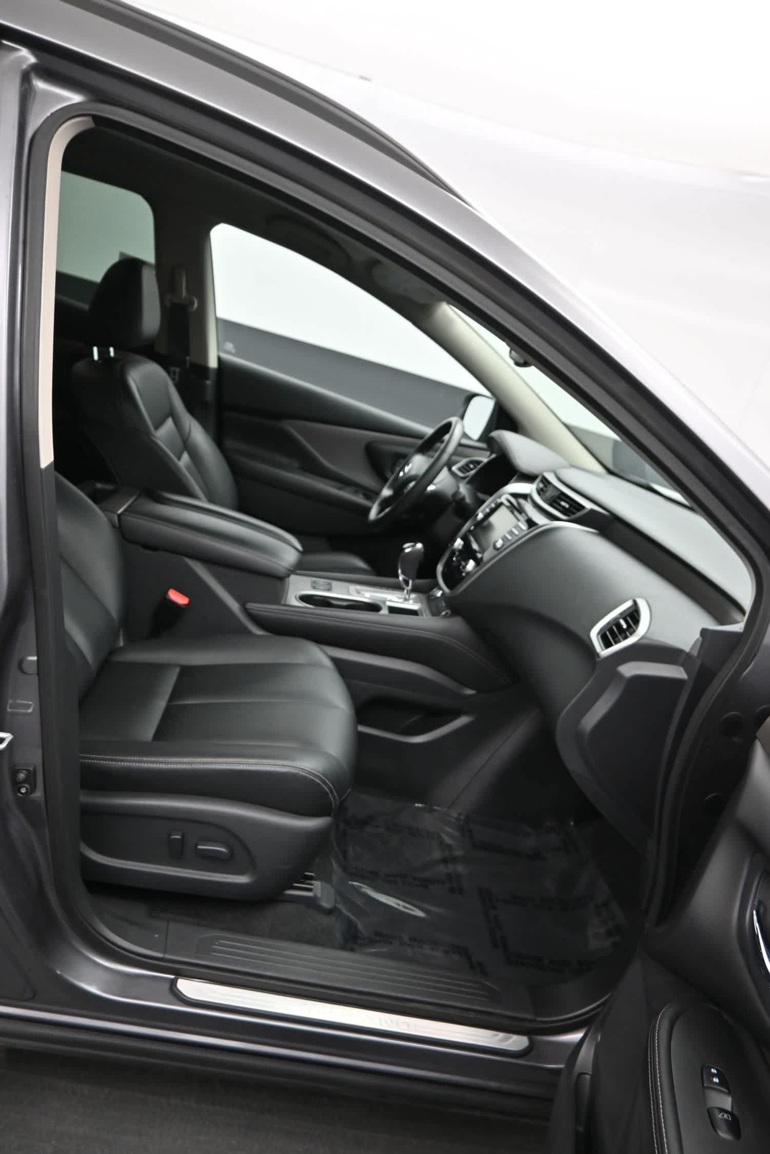 Used 2022 Nissan Murano SV AWD/4WD image 11