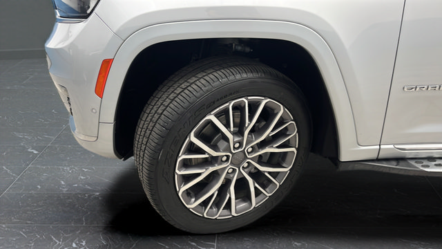 Used 2021 Jeep Grand Cherokee L Summit AWD/4WD image 41