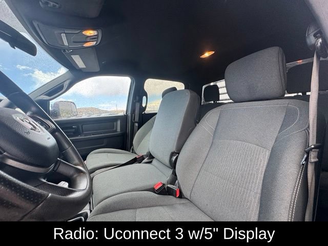 Used 2021 RAM 5500 Tradesman w/ Chrome Appearance Group AWD/4WD image 17