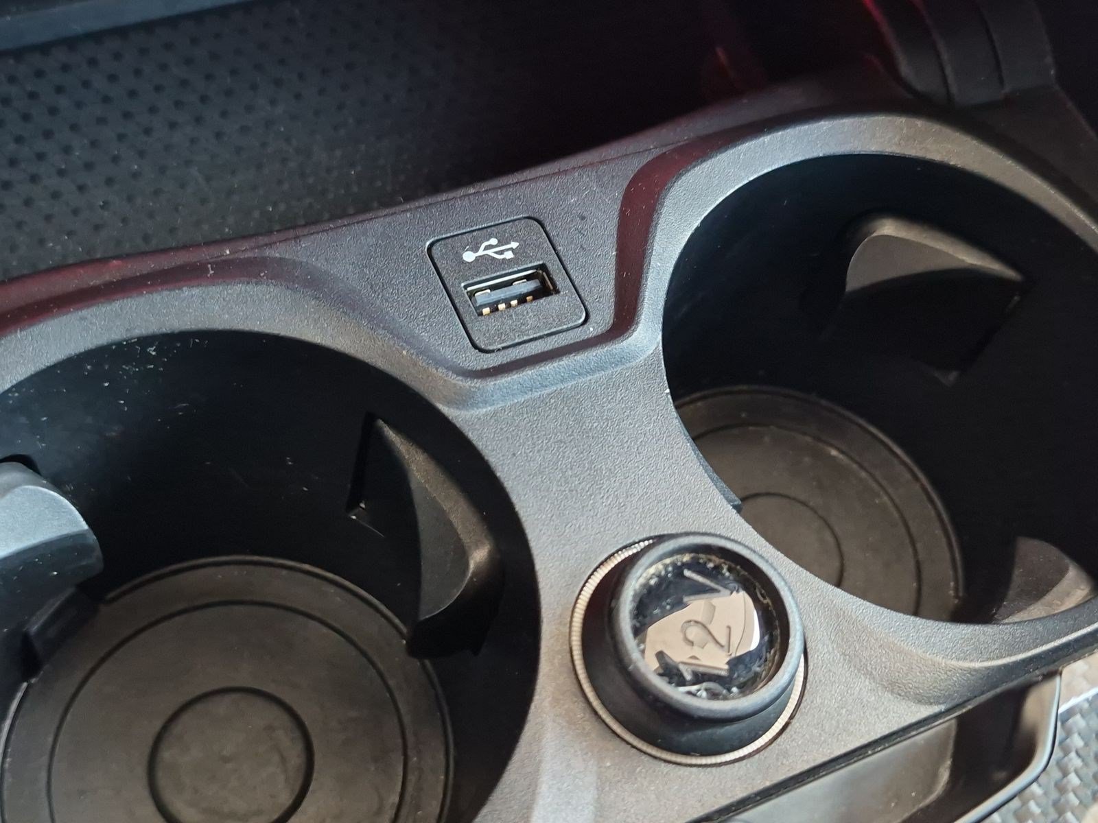 Used 2022 BMW M4 Coupe w/ Executive Package RWD image 29