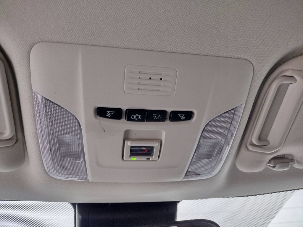 Used 2021 Toyota Corolla LE FWD image 31