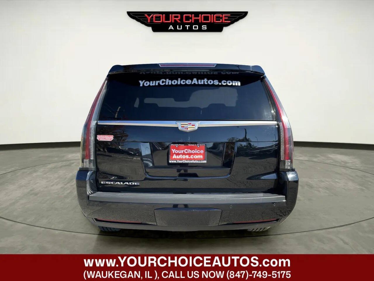 Used 2015 Cadillac Escalade Premium AWD/4WD image 4