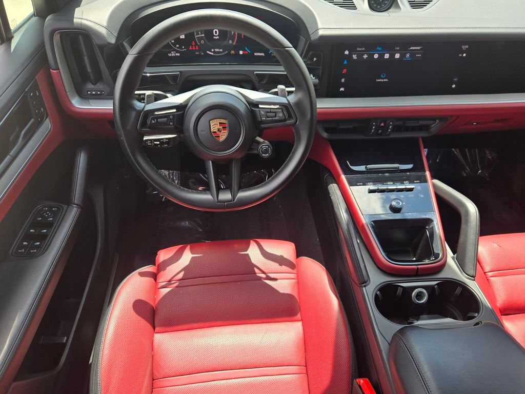Used 2024 Porsche Cayenne Coupe AWD/4WD image 15