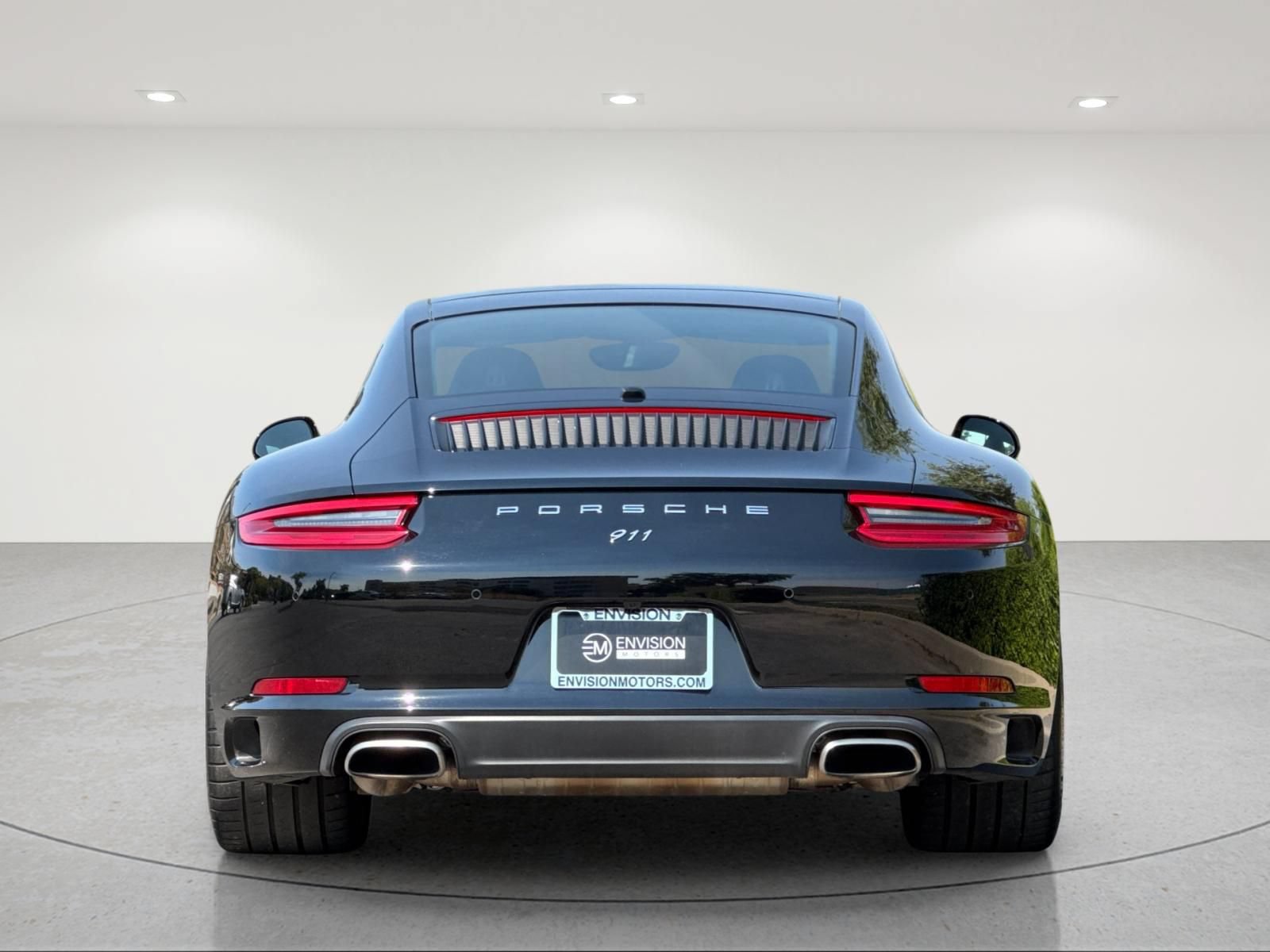 Used 2017 Porsche 911 Carrera RWD image 4