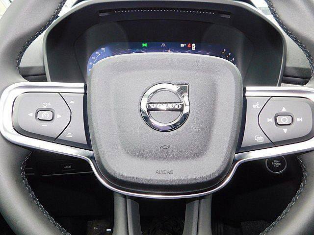 New 2026 Volvo XC40 B5 Ultra w/ Climate Package AWD/4WD image 22