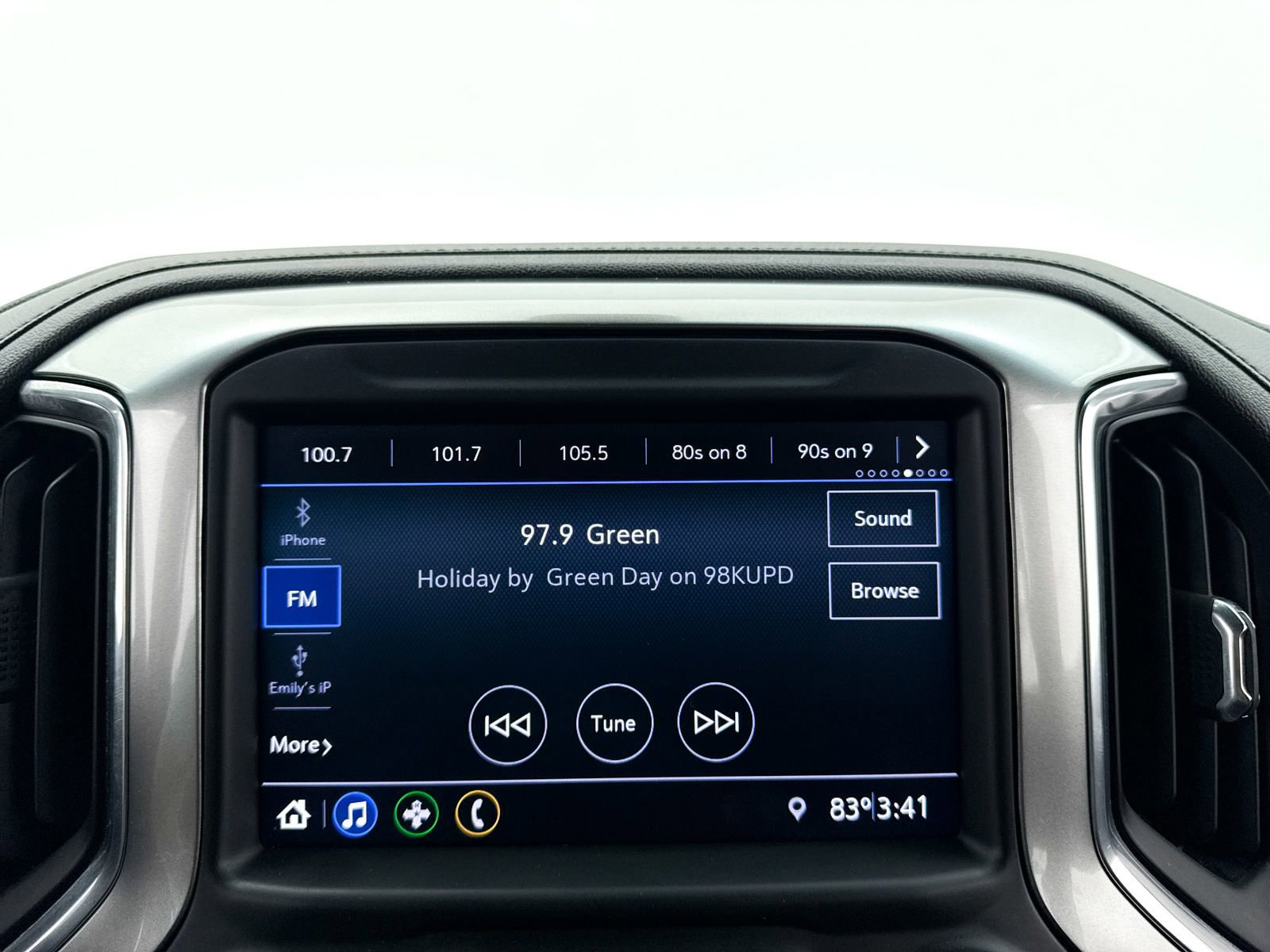 Used 2022 Chevrolet Silverado 2500 LT w/ Convenience Package image 23