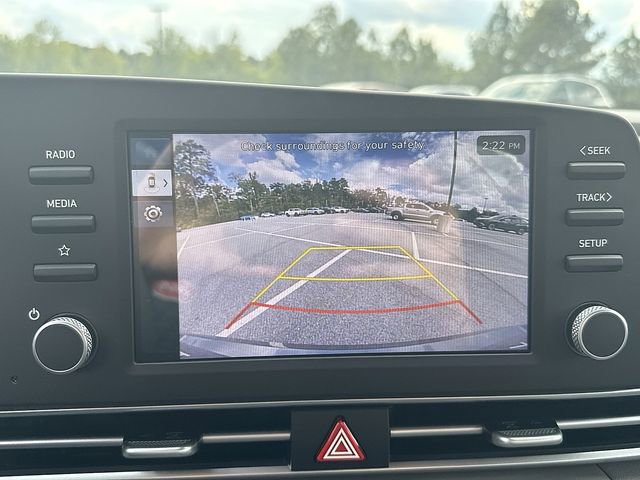 Certified 2025 Hyundai Elantra Sport image 33