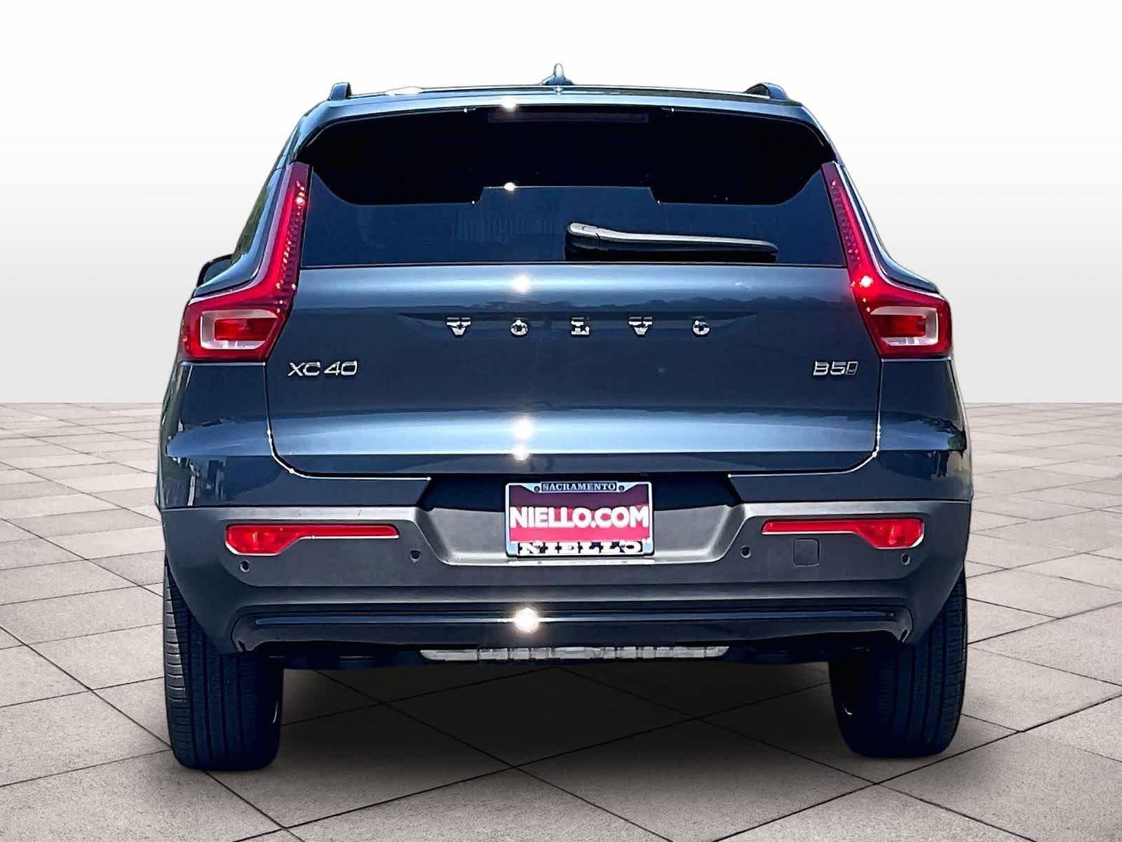 New 2026 Volvo XC40 B5 Plus w/ Protection Package Premier AWD/4WD image 6