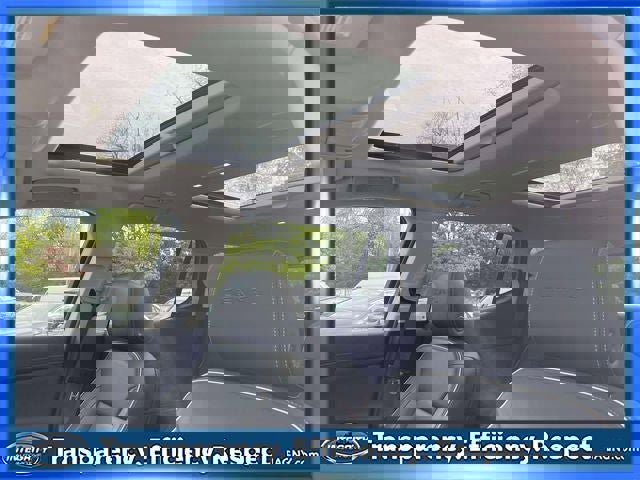 Used 2023 GMC Acadia Denali w/ Denali Technology Package AWD/4WD image 21