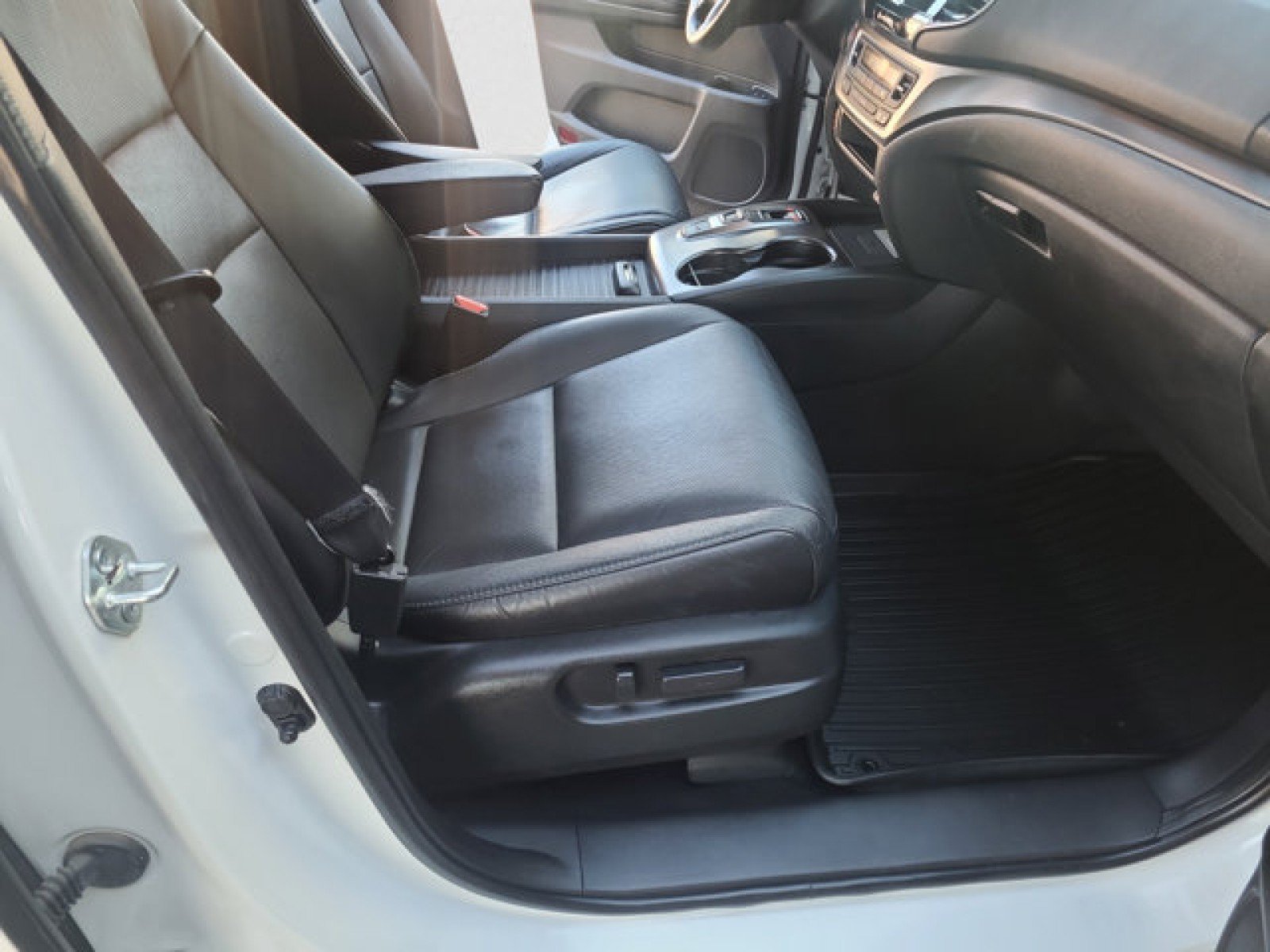 Used 2022 Honda Passport EX-L image 21