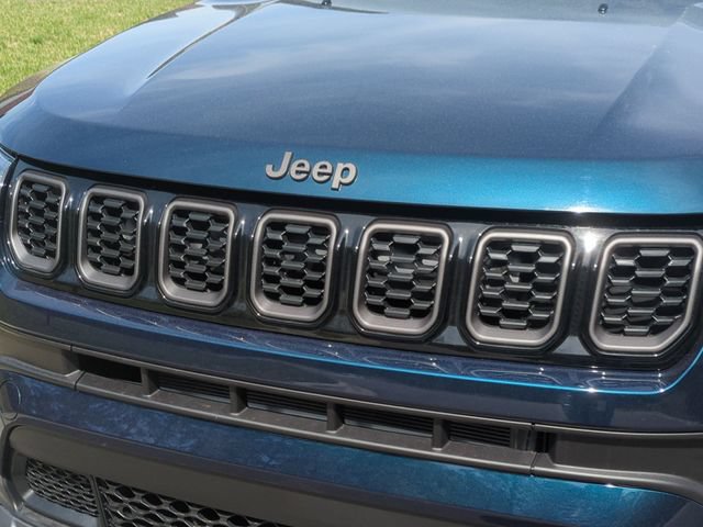 New 2026 Jeep Compass Latitude AWD/4WD image 24