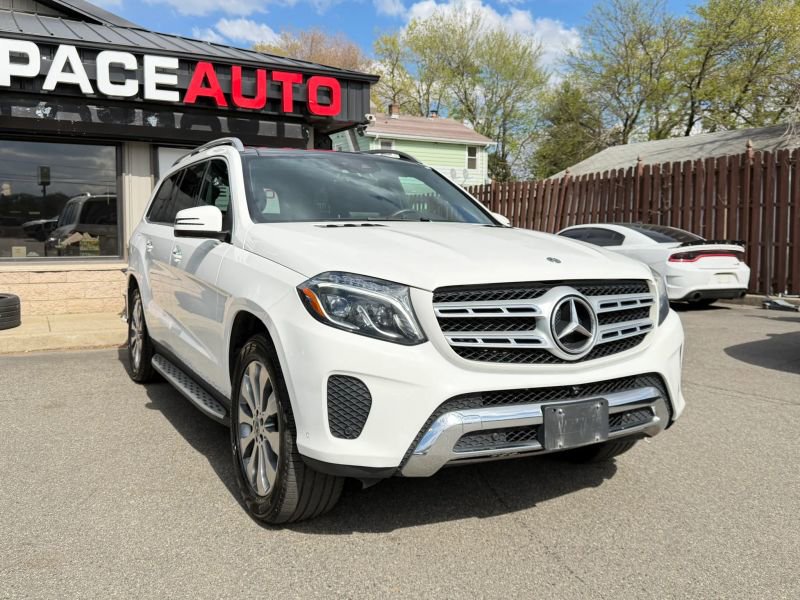 Used 2018 Mercedes-Benz GLS 450 4MATIC image 3