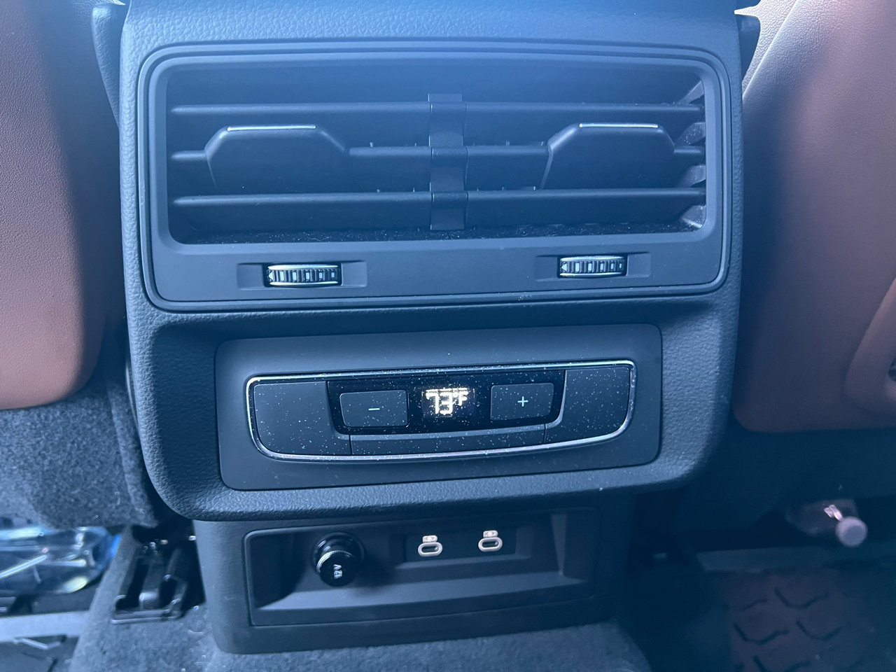 Used 2025 Audi Q7 3.0T Premium w/ Convenience Package image 12