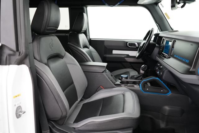 Used 2022 Ford Bronco Black Diamond w/ Sasquatch Package image 58