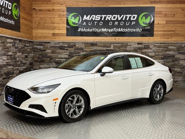 Used 2022 Hyundai Sonata SEL w/ Convenience Package FWD image 3