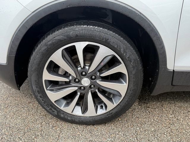 Used 2022 Buick Encore Preferred w/ Safety Package AWD/4WD image 11