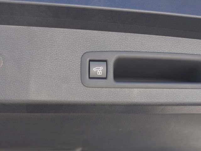 Certified 2026 Toyota Sienna XSE image 53