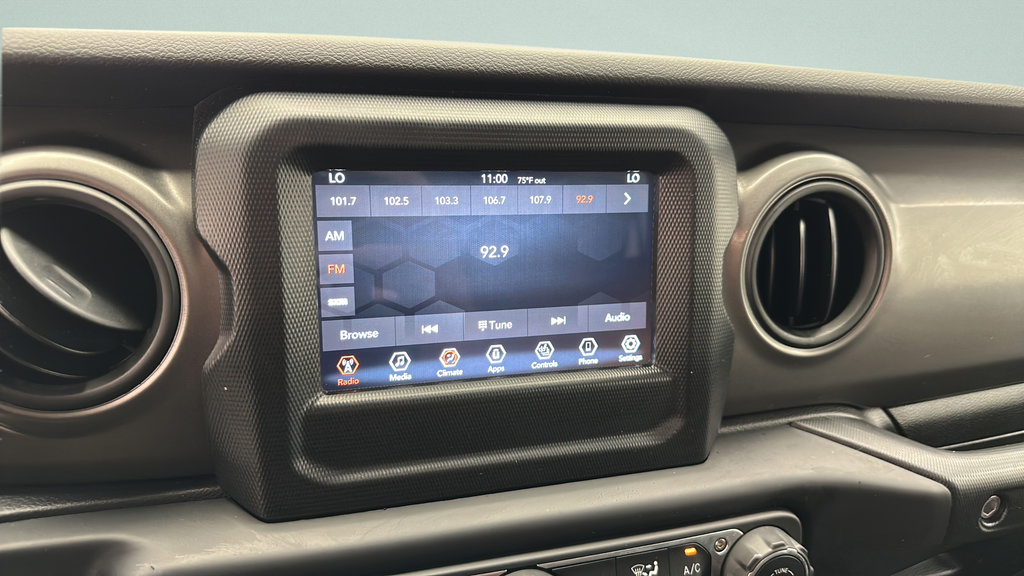 Used 2023 Jeep Wrangler Unlimited Sport AWD/4WD image 19