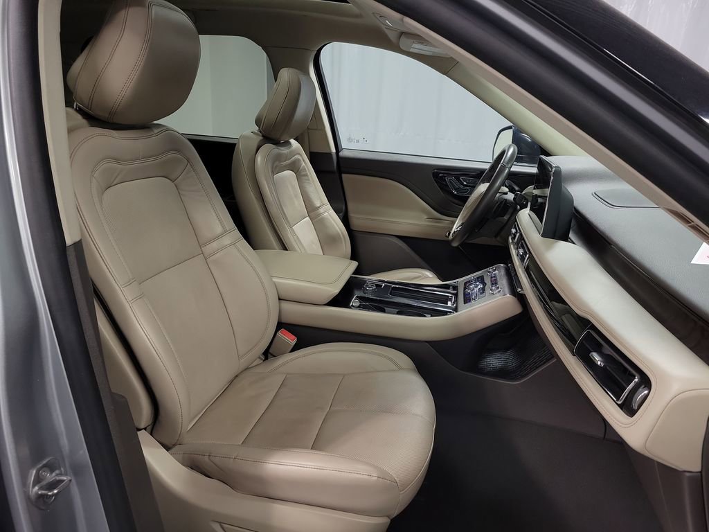 Used 2020 Lincoln Aviator Reserve w/ Equipment Group 201A image 29