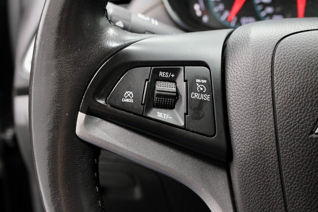 Used 2020 Chevrolet Trax LT w/ Redline Edition image 27