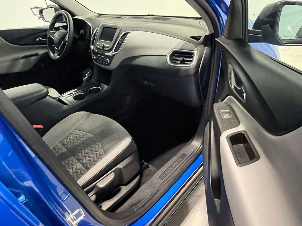 Used 2024 Chevrolet Equinox LS w/ Driver Confidence II Package image 24