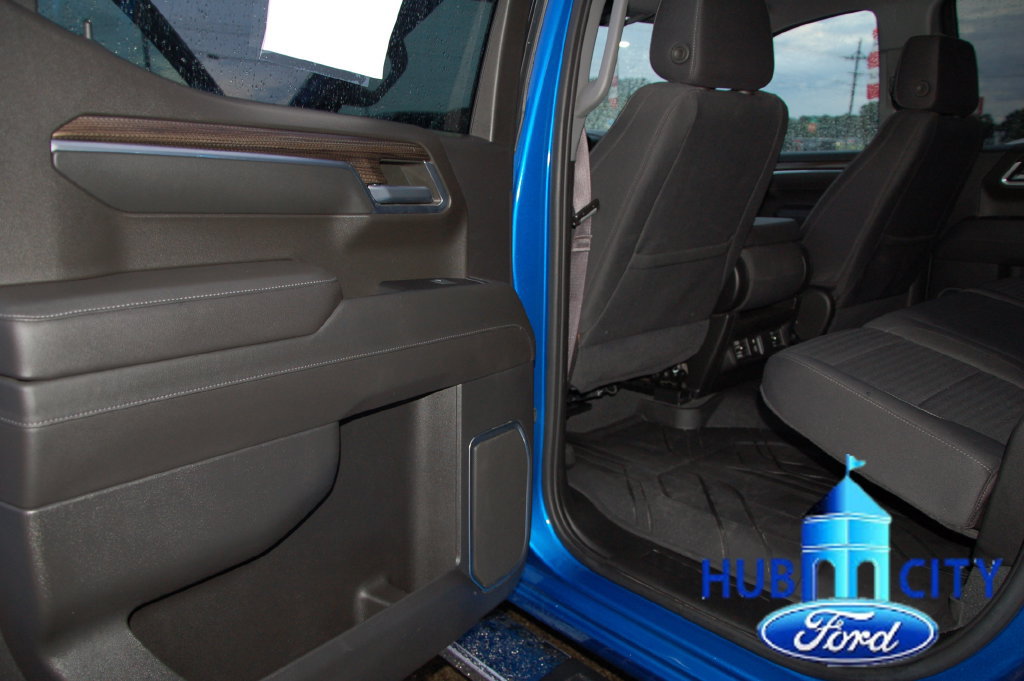 Used 2022 Chevrolet Silverado 1500 LT RWD image 13
