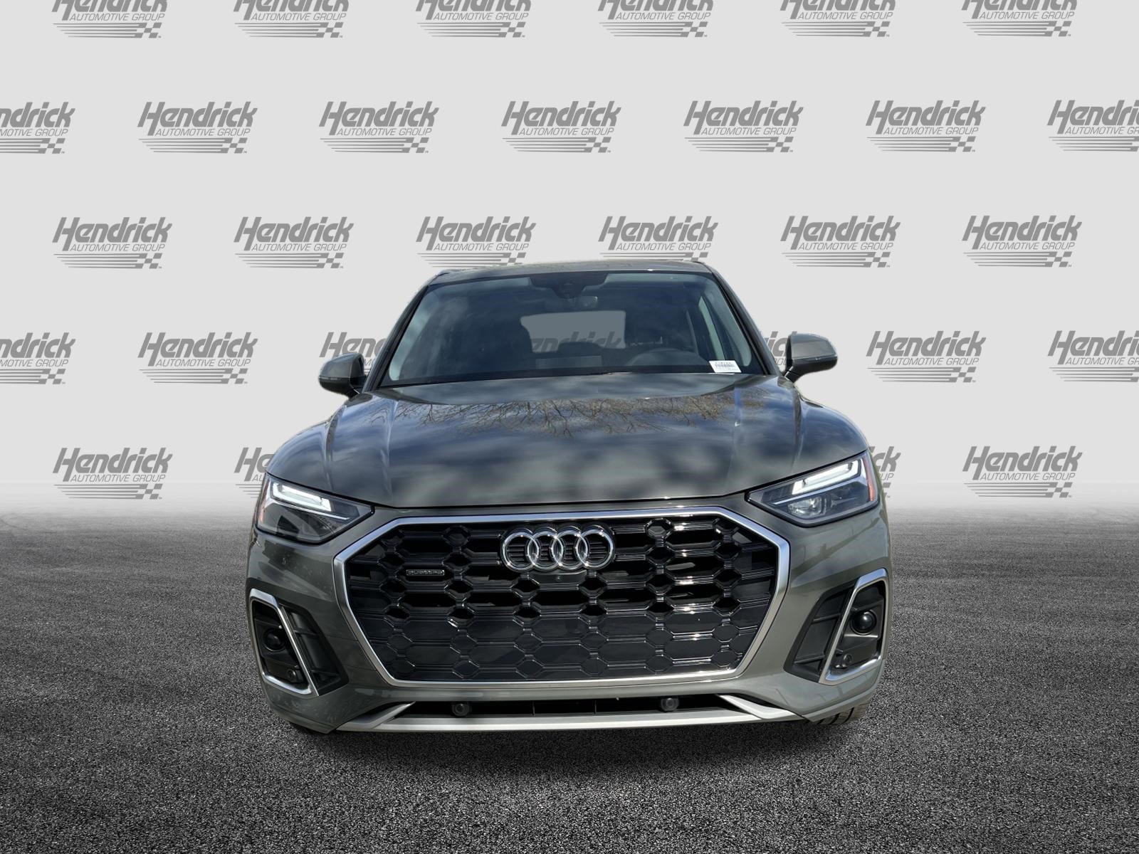 Certified 2023 Audi Q5 2.0T Premium Plus w/ Premium Plus Package image 3