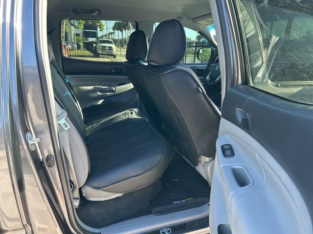 Used 2015 Toyota Tacoma PreRunner w/ SR5 Package RWD image 8