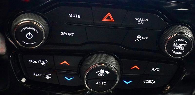 Used 2017 Chrysler 300 S image 23