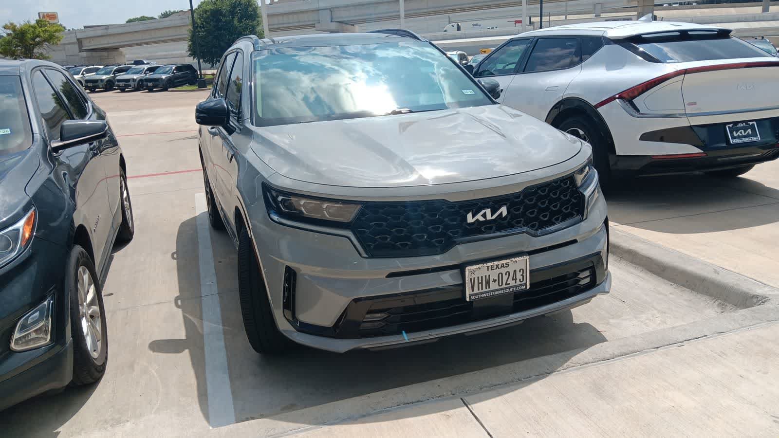 Certified 2023 Kia Sorento SX FWD image 12