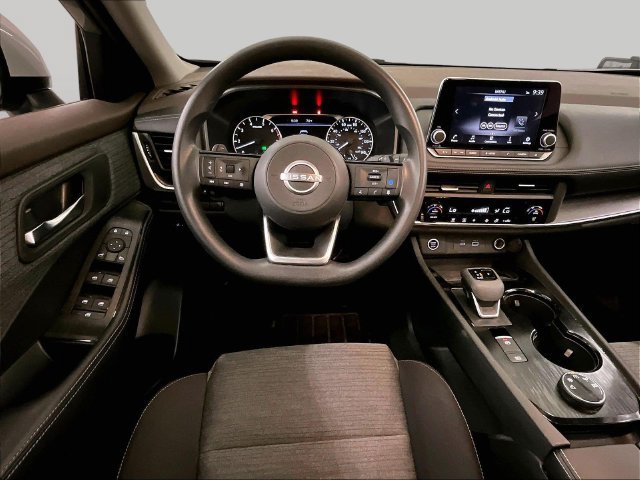 Used 2023 Nissan Rogue SV AWD/4WD image 5