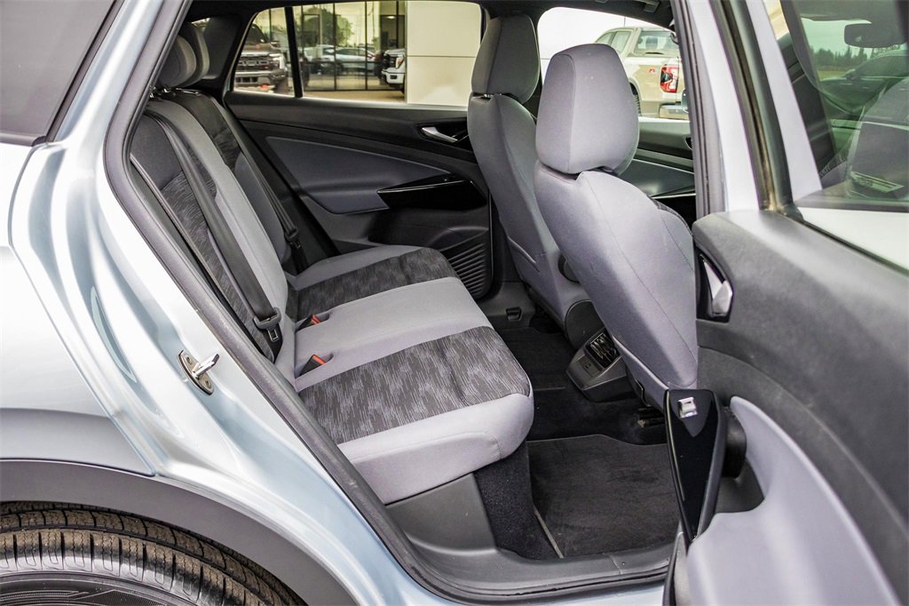 Used 2022 Volkswagen ID.4 Pro image 17