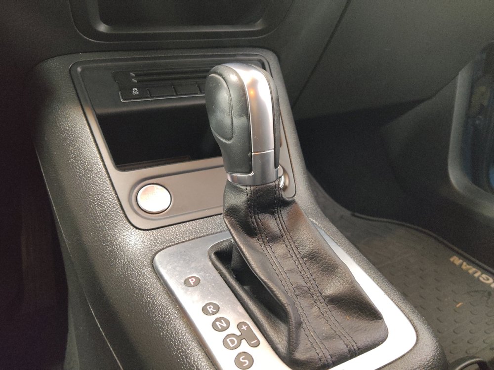 Used 2017 Volkswagen Tiguan S FWD image 26