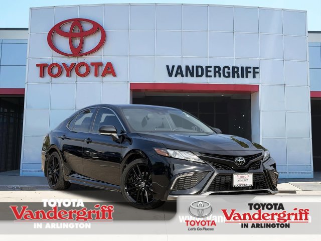 Used 2024 Toyota Camry XSE FWD image 1