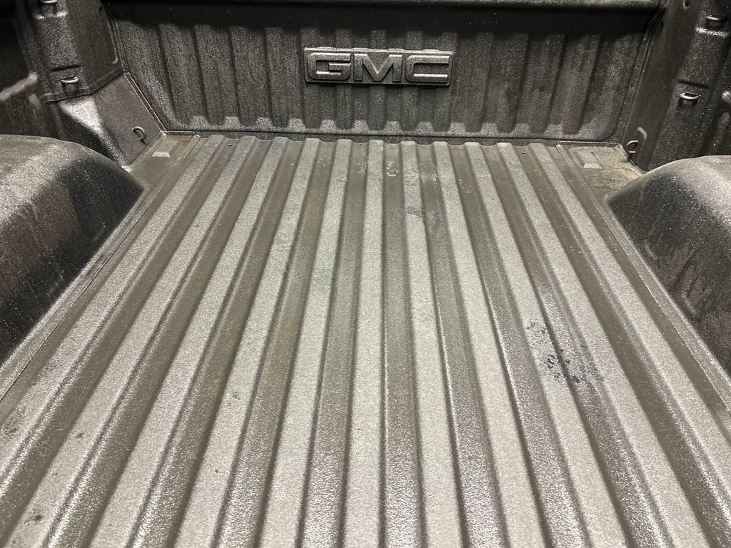 Used 2025 GMC Sierra 1500 SLT image 24