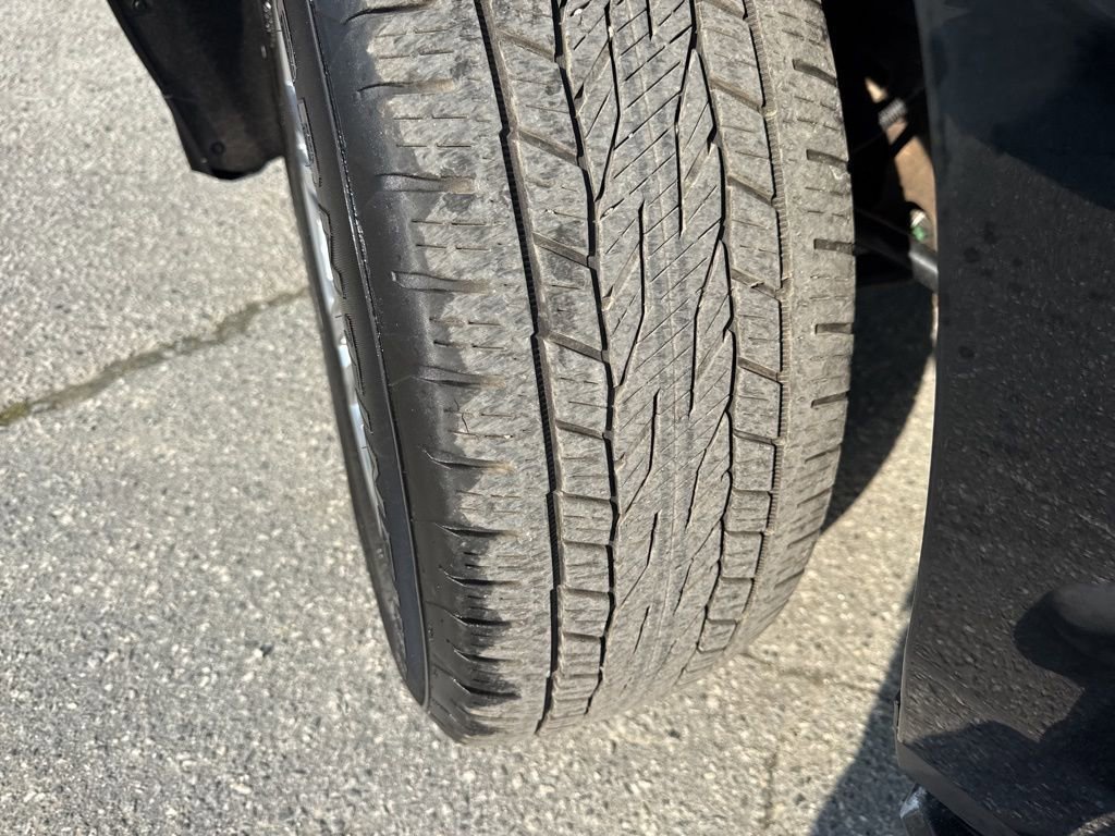 Used 2025 GMC Yukon Denali image 34