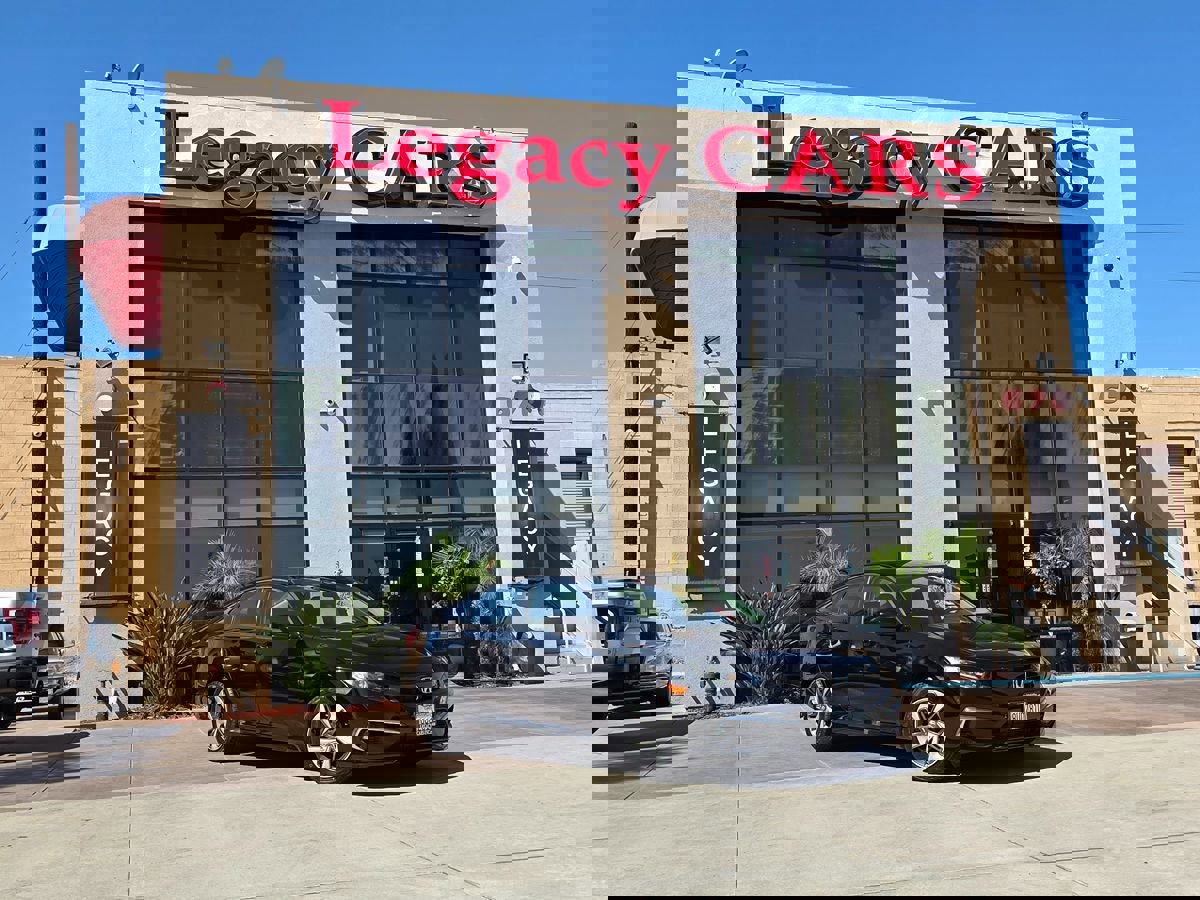 Used 2020 Honda Civic LX image 2