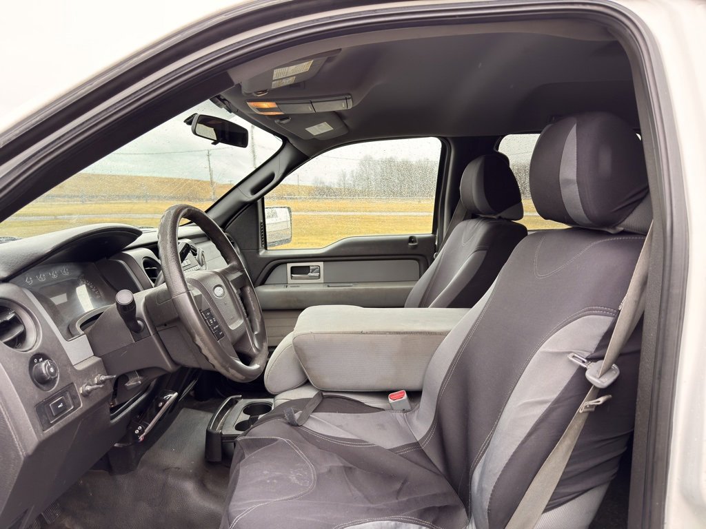 Used 2011 Ford F150 XL w/ Communications Pkg image 26