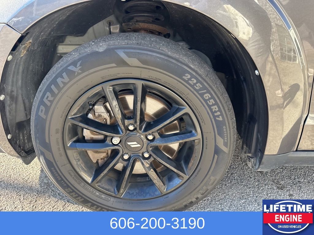 Used 2020 Dodge Journey SE w/ Blacktop Package image 12