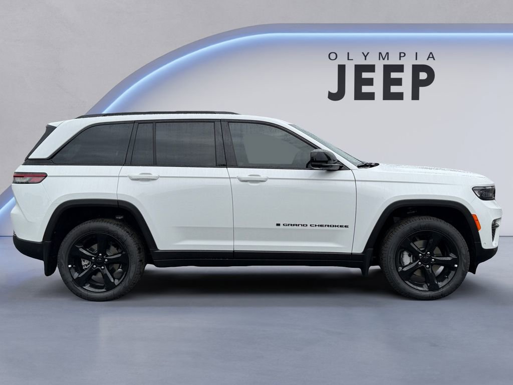 New 2025 Jeep Grand Cherokee Limited w/ Luxury Tech Group II image 8