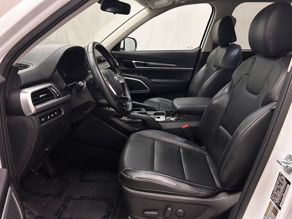 Used 2020 Kia Telluride S w/ S 8 Passenger Seating Package AWD/4WD image 12