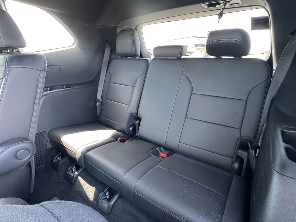 Used 2025 Buick Enclave Sport Touring FWD image 15