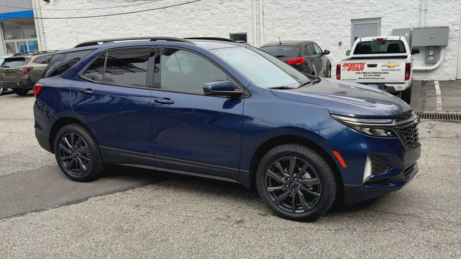 Certified 2023 Chevrolet Equinox RS image 2