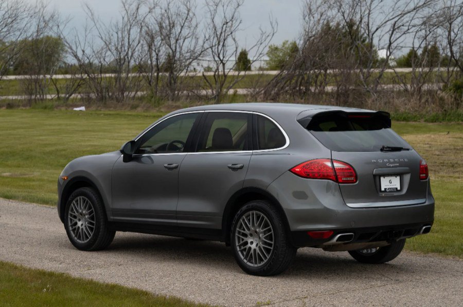 Used 2013 Porsche Cayenne Diesel AWD/4WD image 9