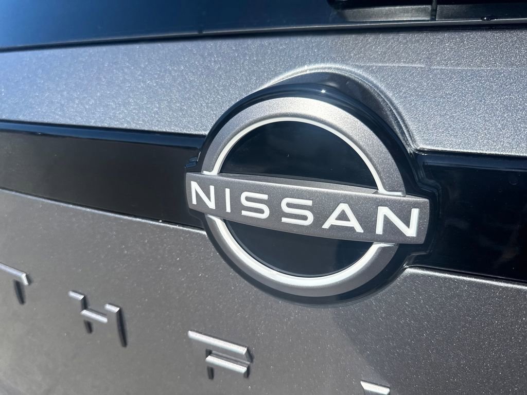 New 2026 Nissan Pathfinder Platinum FWD image 41