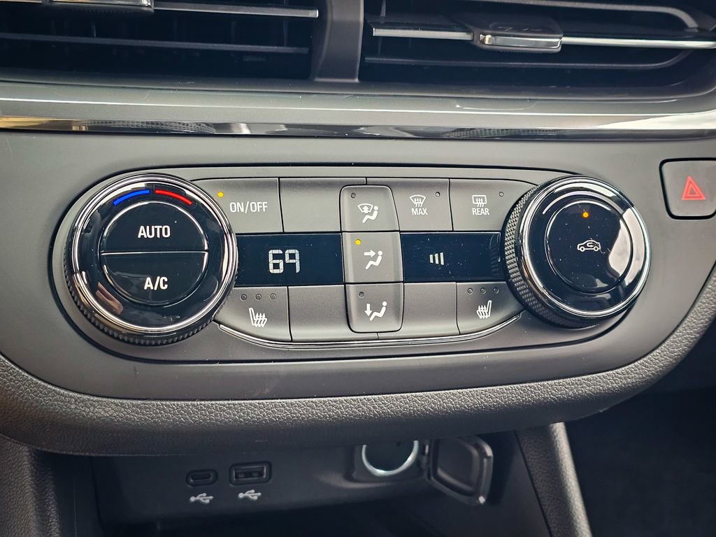 New 2026 Buick Envista Preferred w/ Convenience I Package FWD image 24
