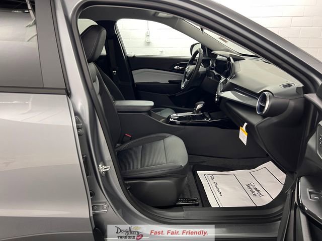 New 2026 Chevrolet Trax LT w/ Midnight Edition FWD image 41